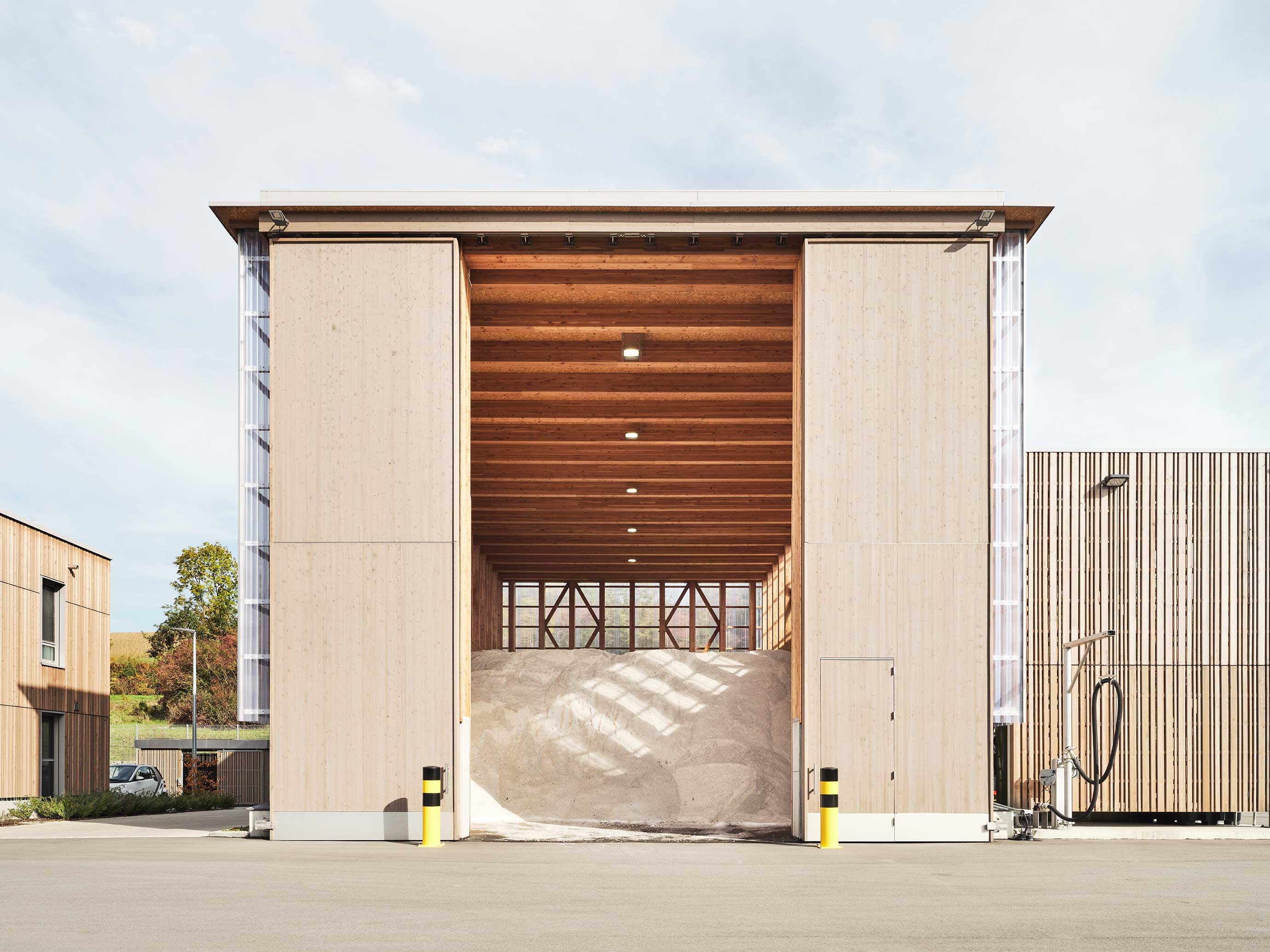 Strassenmeisterei_Tauberbischofsheim_Salzhalle_PLANUNGXGRUPPE_Architekten
